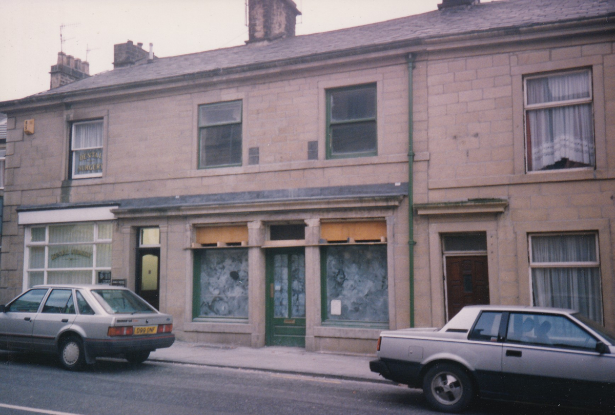 Bolton Street 1980s & 1990s
17-Buildings and the Urban Environment-05-Street Scenes-031 Bolton Street
Keywords: 1980