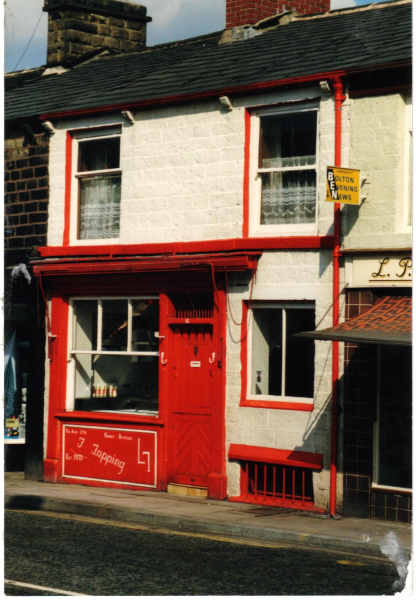 Tommy Topping - Butcher Bolton St
17-Buildings and the Urban Environment-05-Street Scenes-031 Bolton Street
Keywords: 1987