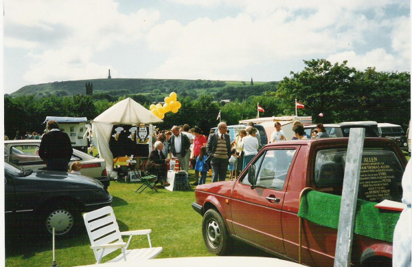 Side shows at Country fair 
14-Leisure-04-Events-001-Nuttall Park Events
Keywords: 1987