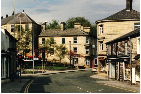 Civic hall from Bolton St 
17-Buildings and the Urban Environment-05-Street Scenes-031 Bolton Street
Keywords: 1987