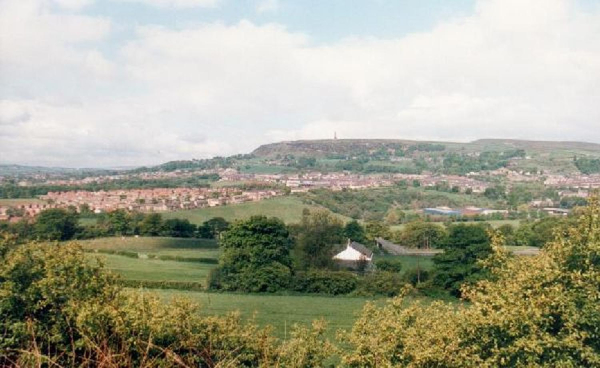 Holcombe Hill from Nangreaves
18-Agriculture and the Natural Environment-03-Topography and Landscapes-001-Holcombe Hill
Keywords: 1987