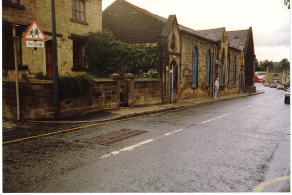 St Paul's School  looking from Bridge Street
06-Religion-01-Church Buildings-001-Church of England  - St. Paul, Bridge Street, Ramsbottom
Keywords: 1988