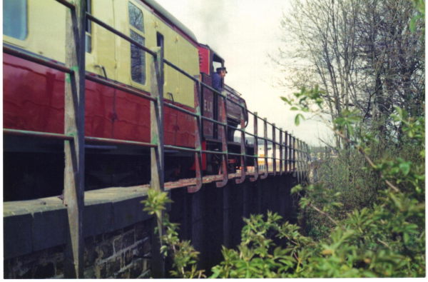 Steam train from Nuttall park 
14-Leisure-01-Parks and Gardens-001-Nuttall Park General
Keywords: 1989