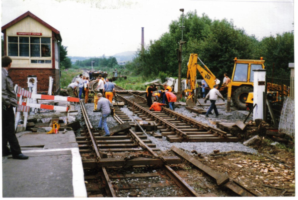 Laying  track on Bridge St 
16-Transport-03-Trains and Railways-000-General
Keywords: 1989