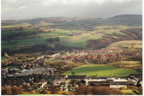 Motorway from Holcombe Hill Ramsbottom 
18-Agriculture and the Natural Environment-03-Topography and Landscapes-001-Holcombe Hill
Keywords: 1989