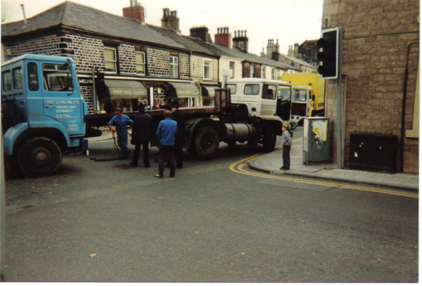 Traffic Jam at the Traffic lights, Market Place
17-Buildings and the Urban Environment-05-Street Scenes-017-Market Place
Keywords: 1989