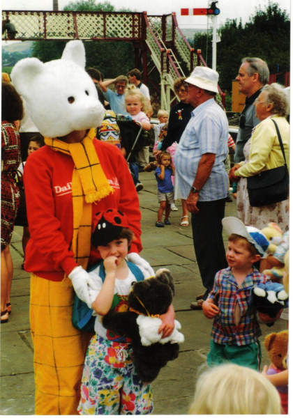 Rupert the Bear on Ramsbottom Station 
16-Transport-03-Trains and Railways-000-General

Keywords: 1990