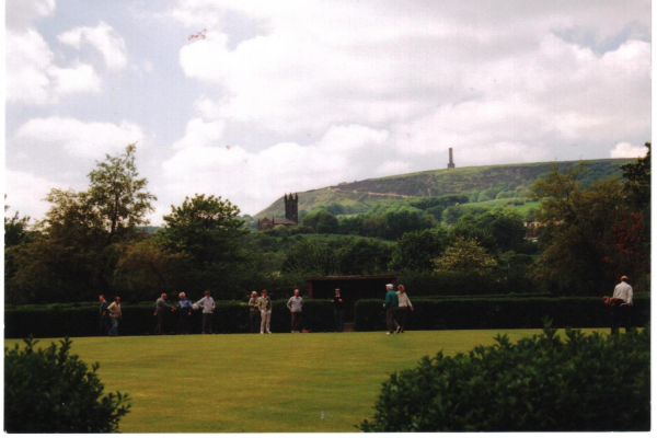 Playing bowls in Nuttall Park
14-Leisure-01-Parks and Gardens-001-Nuttall Park General
Keywords: 1990