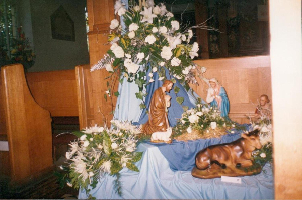 Flower Festival - Unknown Church
06-Religion-02-Church Activities-000-General
Keywords: 1997