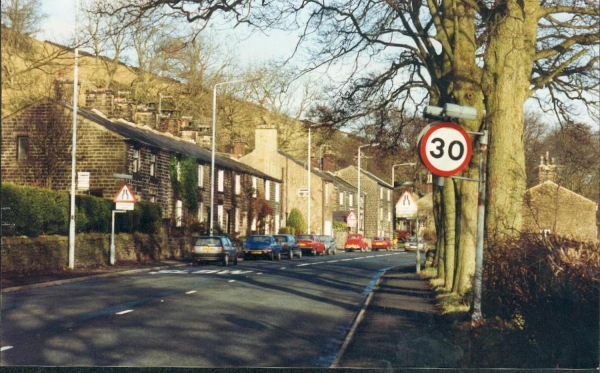 Holcombe Village
17-Buildings and the Urban Environment-05-Street Scenes-014-Holcombe Village
Keywords: 1991