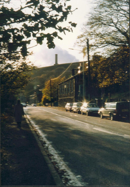 Holcombe Village
17-Buildings and the Urban Environment-05-Street Scenes-014-Holcombe Village
Keywords: 1991