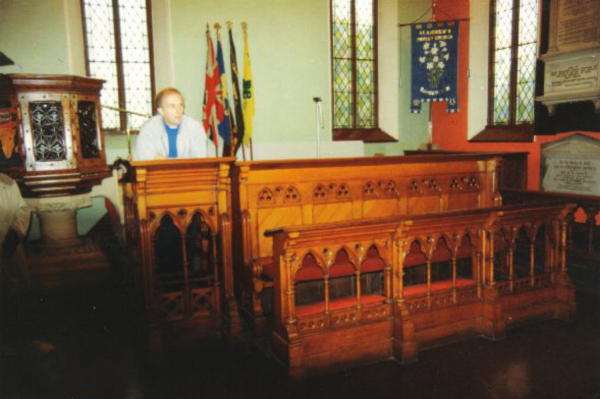 St Andrew's Church
06-Religion-01-Church Buildings-002-Church of England  -  St. Andrew, Bolton Street, Ramsbottom
Keywords: 1992