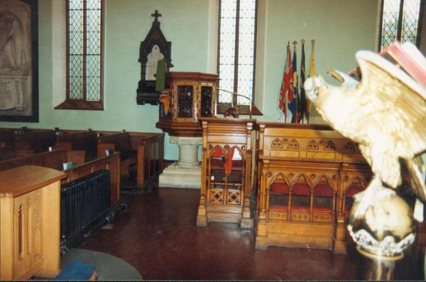 St Andrew's Church
06-Religion-01-Church Buildings-002-Church of England  -  St. Andrew, Bolton Street, Ramsbottom
Keywords: 1992