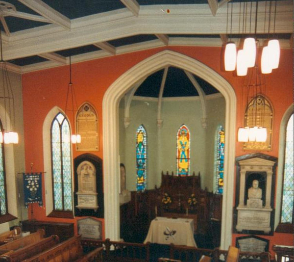 St Andrew's Church
06-Religion-01-Church Buildings-002-Church of England  -  St. Andrew, Bolton Street, Ramsbottom
Keywords: 1992