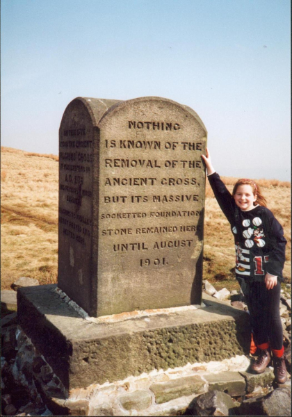 Helen hikes to Pilgrims Cross
18-Agriculture and the Natural Environment-03-Topography and Landscapes-001-Holcombe Hill
Keywords: 1992