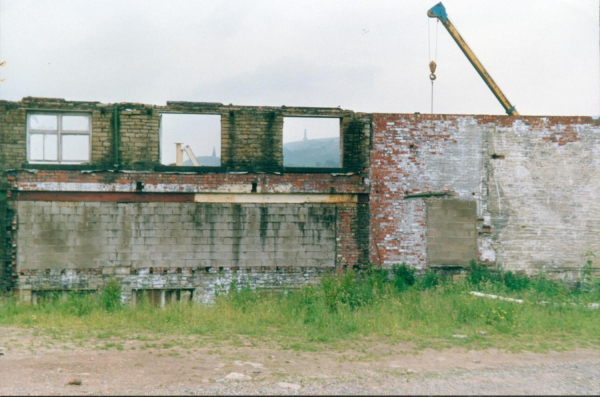 Rosebank mill being demolished 
02-Industry-01-Mills-012-Rosebank Printworks,Bolton Road North,Stubbins
Keywords: 1992