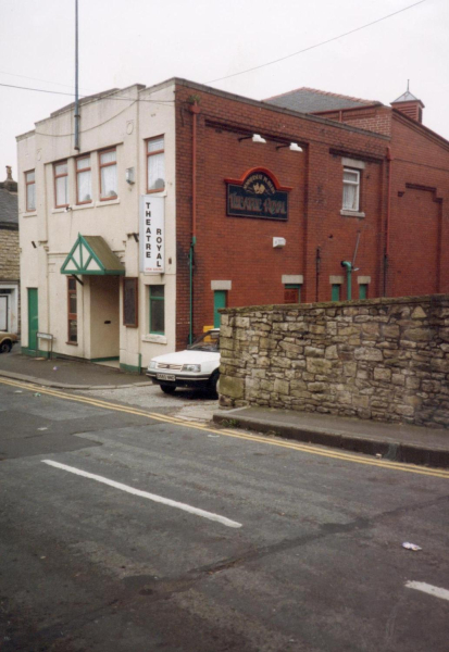 Theatre Royal, Smithy Street
14-Leisure-06-Cinemas and Theatres-002-Summerseat Players
Keywords: 1992