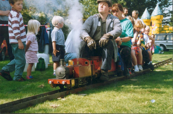 Teddy Bear's picnic - on the minature railway in Nuttall Park
14-Leisure-04-Events-001-Nuttall Park Events
Keywords: 1993