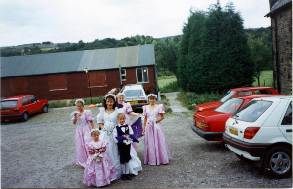 Edenfield Rose Queen
06-Religion-02-Church Activities-004-Church of England -  Edenfield Parish Church
Keywords: 1994