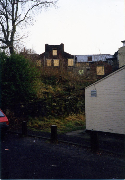 Back of Grant's Arms boarded up 
14-Leisure-05-Pubs-012-Grant Arms
Keywords: 1994