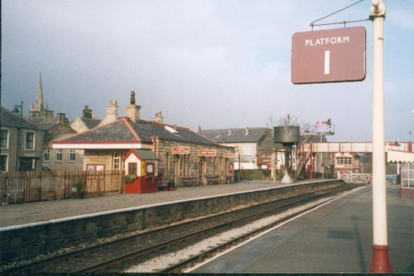 Platform 1 - Ramsbottom Station 
16-Transport-03-Trains and Railways-000-General
Keywords: 1996