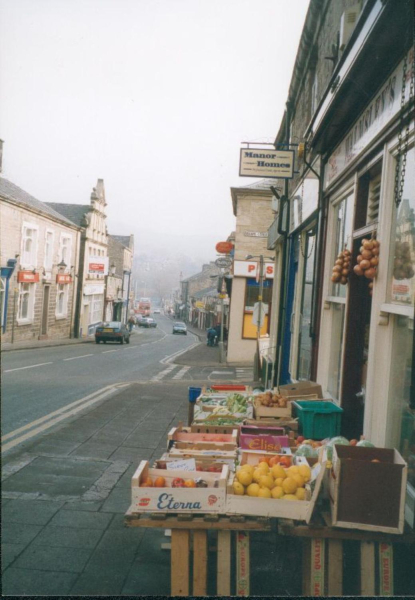 Greengrocers - Bridge Street
17-Buildings and the Urban Environment-05-Street Scenes-003-Bridge Street
Keywords: 1996