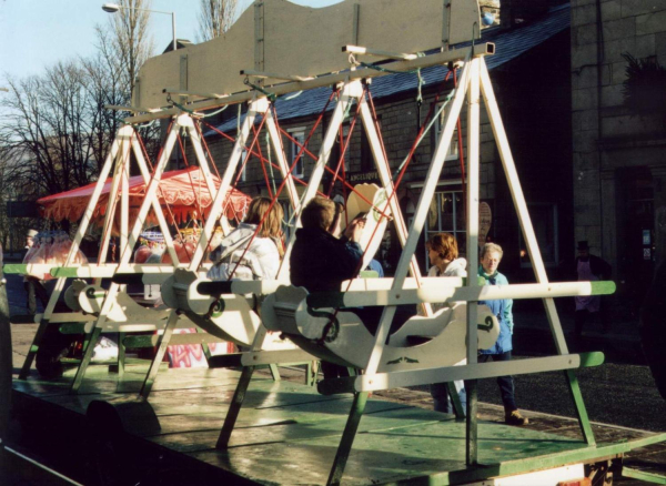Victorian Swings 
09-People and Family-02-People-000-General
Keywords: 1998