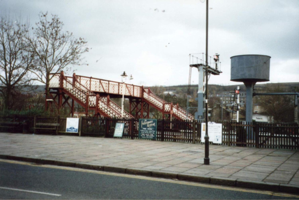 Footbridge at Ramsbottom Station 
16-Transport-03-Trains and Railways-000-General
Keywords: 1998