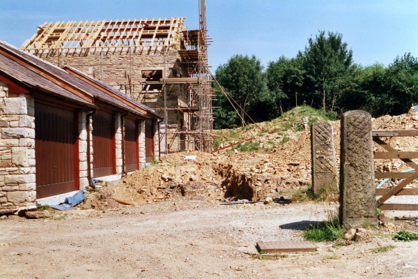 Renovation of Sheep Hey Farm - Stubbins
17-Buildings and the Urban Environment-05-Street Scenes-027-Stubbins Lane and Stubbins area

Keywords: 1999