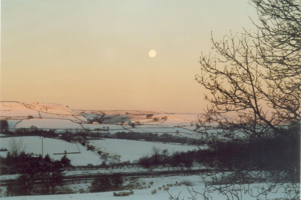 Sunrise and moonset over Musbury Tor 
to be catalogued
Keywords: 2001