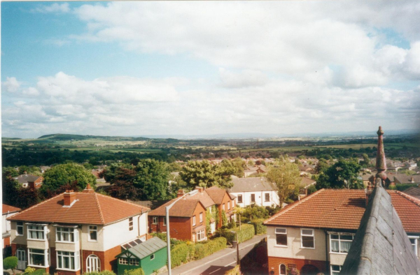 Town yet country, Holcombe Brook 
to be catalogued
Keywords: 2001