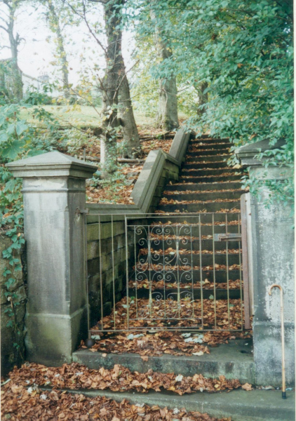 Stairway to the past - Tanners Street 
to be catalogued
Keywords: 2001