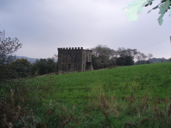 Tenter Tower 
17-Buildings and the Urban Environment-05-Street Scenes-027-Stubbins Lane and Stubbins area

Keywords: 2006