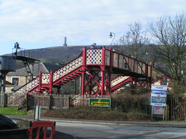 Railway station bridge - watching the workmen repair the crossing 
16-Transport-03-Trains and Railways-000-General
Keywords: 2007