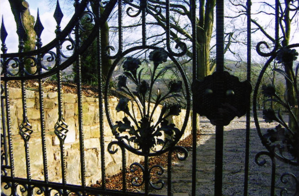 Old Rectory gates, Holcombe 
to be catalogued
Keywords: 2008