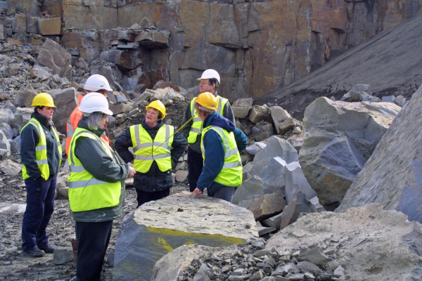 RHS visit to Scout Moor Quarry to choose Nuttall Park stone 
14-Leisure-01-Parks and Gardens-001-Nuttall Park General
Keywords: 2008