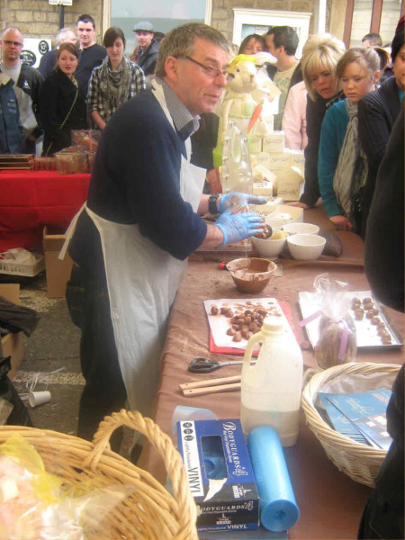 Ramsbottom Chocolate Festival - 28th March  2010 
14-Leisure-04-Events-004-Chocolate Festival
Keywords: 2010