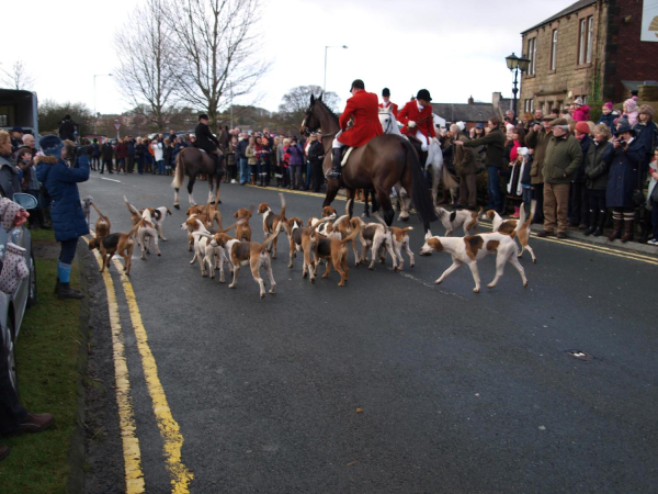 HOLCOMBE HUNT AT DRESSERS ARMS WHEELTON CHORLEY 
14-Leisure-04-Events-000-General
Keywords: 2013