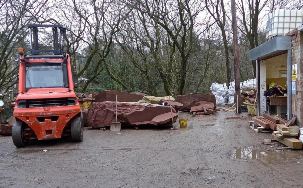 Lyons Stone Work, Bury Road, Edenfield - 14 Feb
17-Buildings and the Urban Environment-05-Street Scenes-011-Edenfield
Keywords: 2015