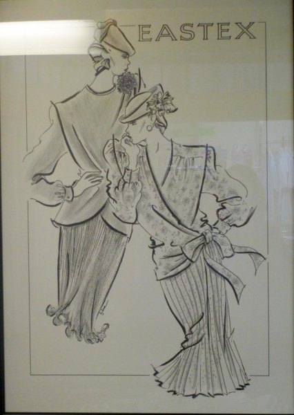 Scholes Fashions on Bridge Street before closure
17-Buildings and the Urban Environment-05-Street Scenes-003-Bridge Street
Keywords: 2015