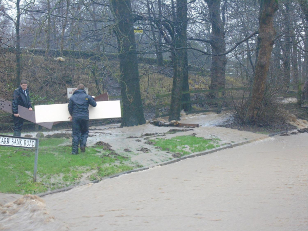 Flooding from Springwood Lodge
17-Buildings and the Urban Environment-05-Street Scenes-025-Springwood Lodge and roads off
Keywords: 2015