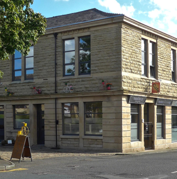 Hayden Solicitors, Old Co-op Building, Market St.? Edenfield? The last shop let Aug16
17-Buildings and the Urban Environment-05-Street Scenes-011-Edenfield
Keywords: 2016