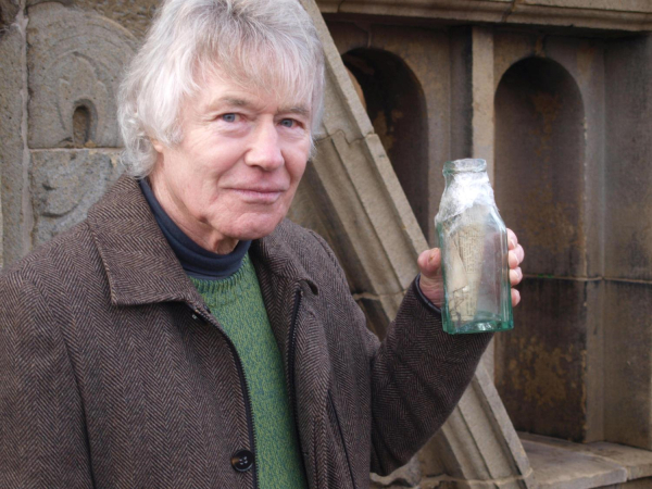 Original Time Capsule (Bottle) from the site of Ramsbottom Cottage Hospital
17-Buildings and the Urban Environment-05-Street Scenes-019-Nuttall area
Keywords: 2016