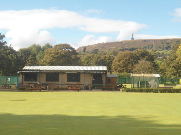 Bowling green Nuttall Park & St Andrews Church & Peel Tower
14-Leisure-01-Parks and Gardens-001-Nuttall Park General
Keywords: 2016