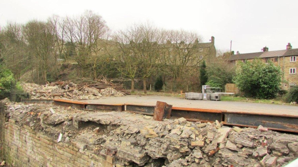 'Anyone need a new kitchen' at The Waterside after the floods
17-Buildings and the Urban Environment-05-Street Scenes-028-Summerseat area
Keywords: 0