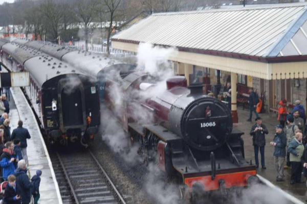 Flying Scotsman before repainted green
16-Transport-03-Trains and Railways-000-General
Keywords: 2016