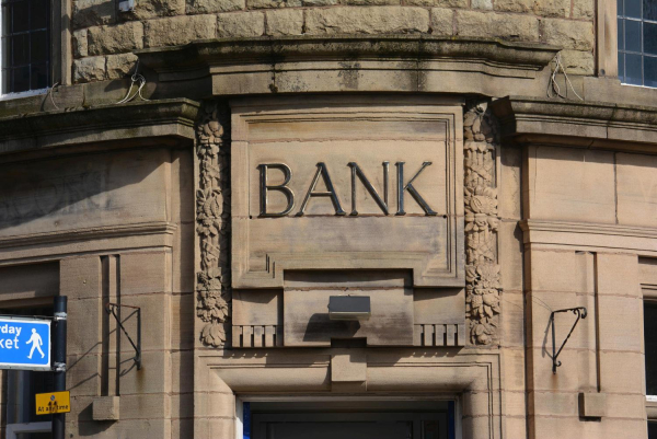 Royal Bank of Scotland, Bridge Street 
17-Buildings and the Urban Environment-05-Street Scenes-003-Bridge Street
Keywords: 2017