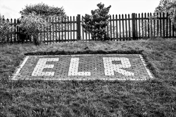 ELR Sign Summerseat 
17-Buildings and the Urban Environment-05-Street Scenes-028-Summerseat Area
Keywords: 2017