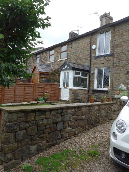 19  Crow Woods Road, Edenfield  
17-Buildings and the Urban Environment-05-Street Scenes-011-Edenfield
Keywords: 2018