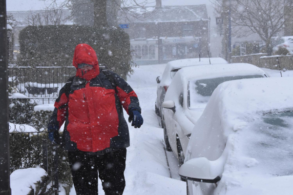 Battling through the snow
17-Buildings and the Urban Environment-05-Street Scenes-009-Crow Lane Area
Keywords: 2018